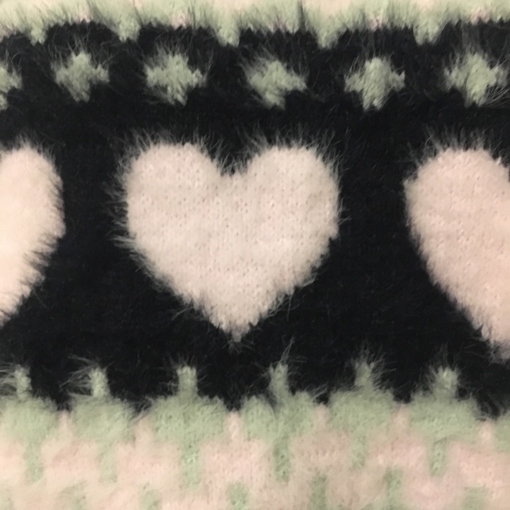 NWT VICTORIA SECRET SOFT PLUSH SWEATER Size LG - Picture 3 of 7